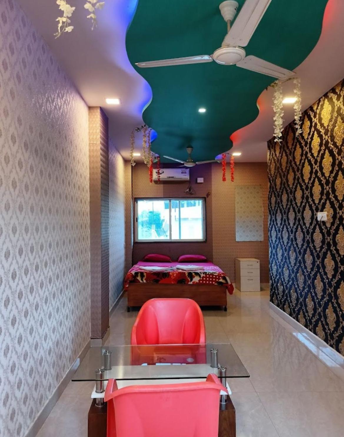 Strawberry Vacations Villa 판치가니 외부 사진